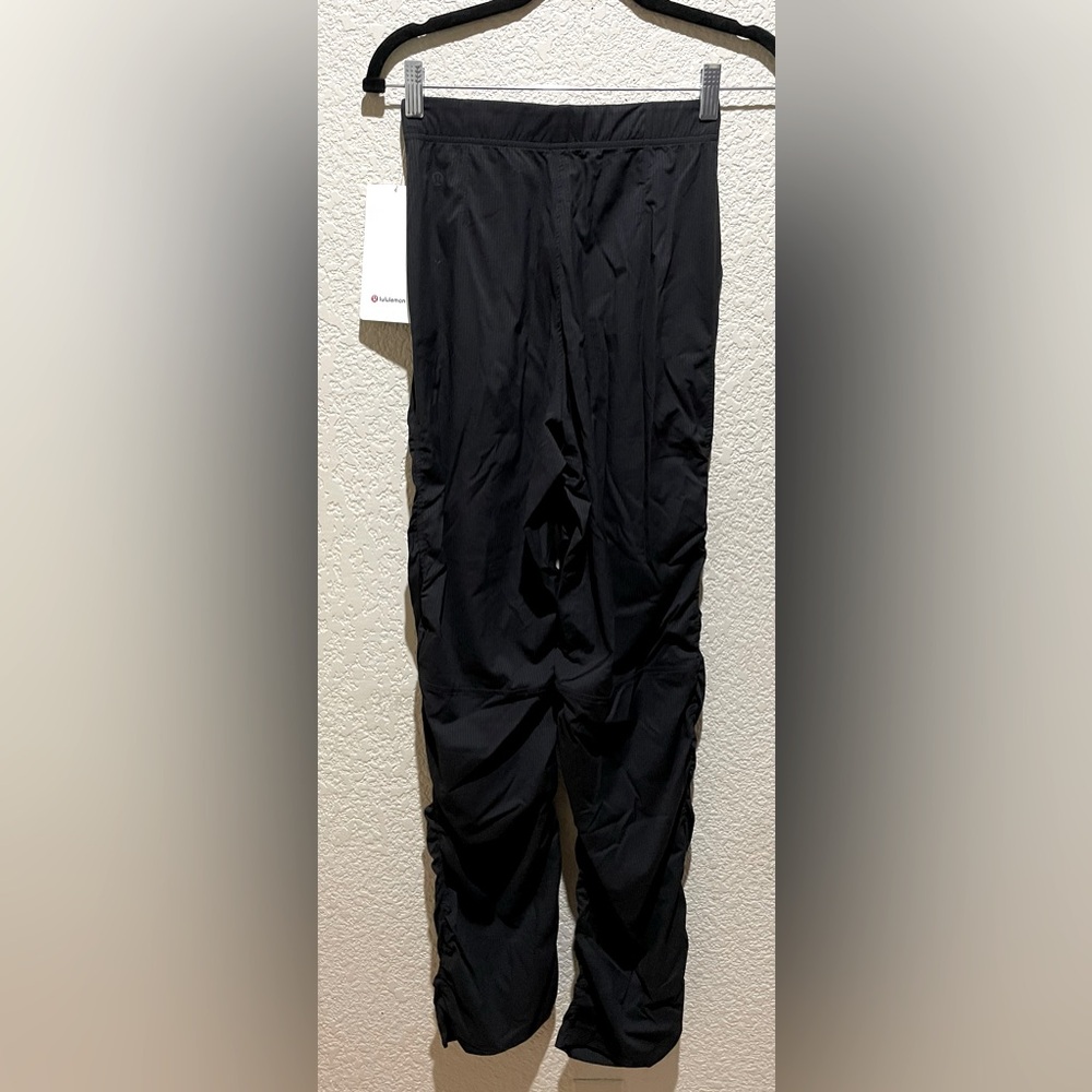 Lululemon NWT Dance Studio Slim Fit High Rise Flared Pants Black Size XS - Picture 7 of 9